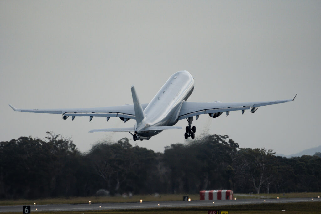 The Art of Seeing Aircraft — Getting Sharper Images